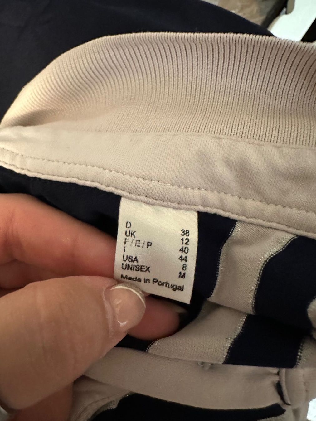Magliette Polo: Golfino Shirt (38) – Usato da Schaan venduto da Hermine2018 1
