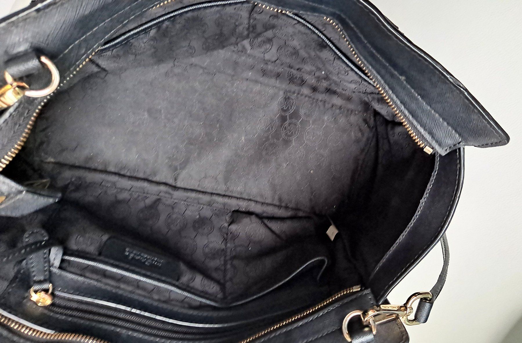 Michael Kors Borse da donna: Michael kors Tasche, Crossbody – Usato da Liestal venduto da Mas-Y-Mas 4