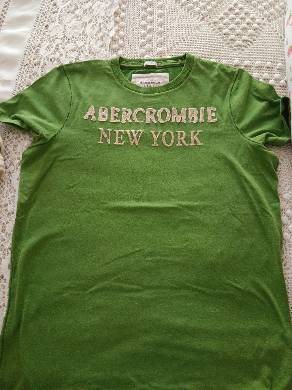 Abercrombie T-shirt: abercrombie tshirt – Usato da Ambrì venduto da Maerz87