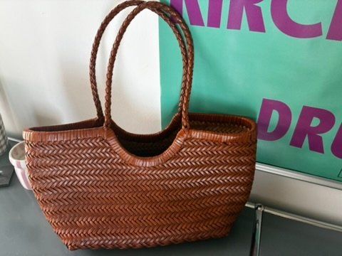 Taschen für Damen: wunderschöne Ledertasche - wie neu. NP 220.- – Neu (gemäss Beschreibung) aus Winterthur von Mitschg