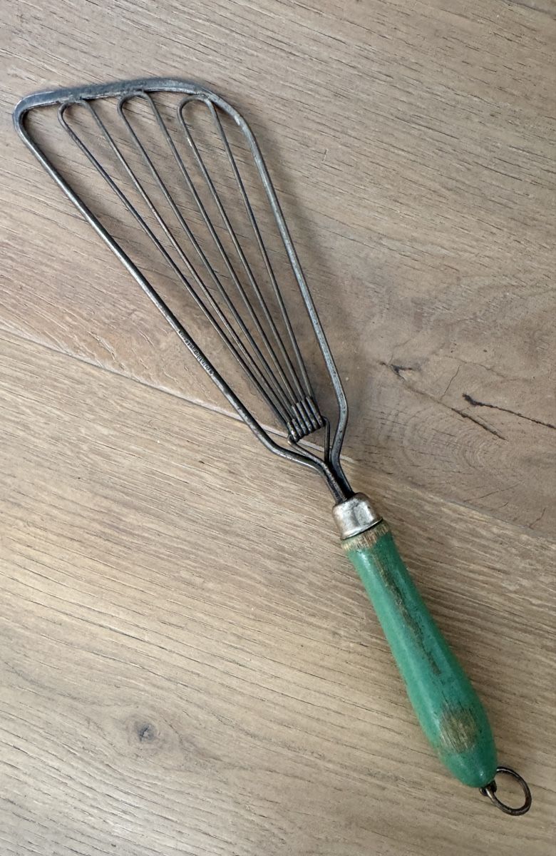 Elettrodomestici da cucina: Antikes Küchengerät – Usato da Rothrist venduto da Luckywinner 1