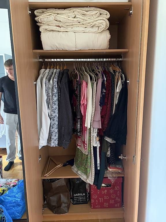 Schränke: Top Kleiderschrank - geräumig – Gebraucht aus Pfaffhausen von Curly19 1