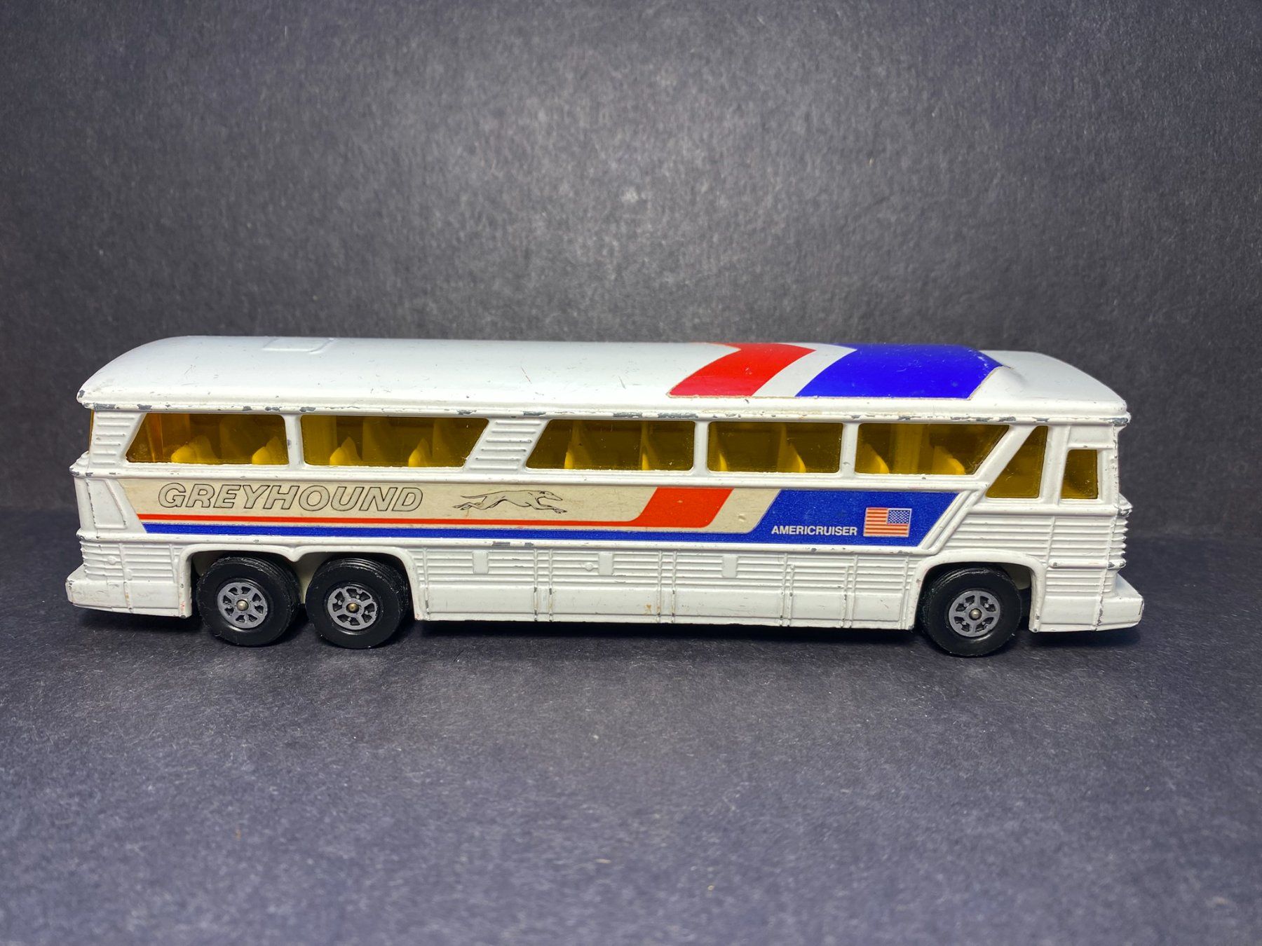 Corgi Toys Modellini d'auto: Corgi MC-8 Americruiser Greyhound Bus – Usato da Spiez venduto da Mlandcruiser 5
