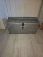 Alte Truhe / Holztruhe, Vintage Look