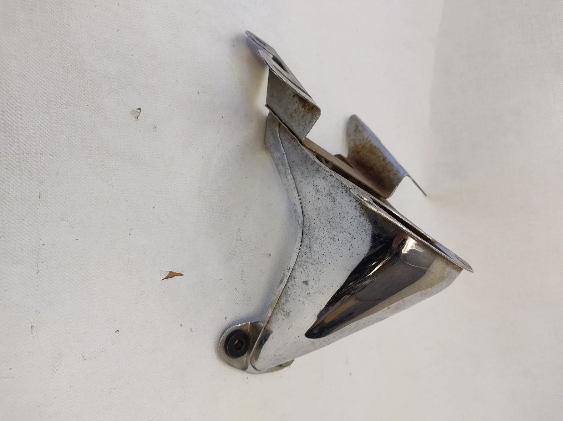 Honda Tutti i ricambio per moto: Honda CB 750 K3-K5 Kennzeichenhalter – Usato da Basadingen venduto da Class-X_Parts 1