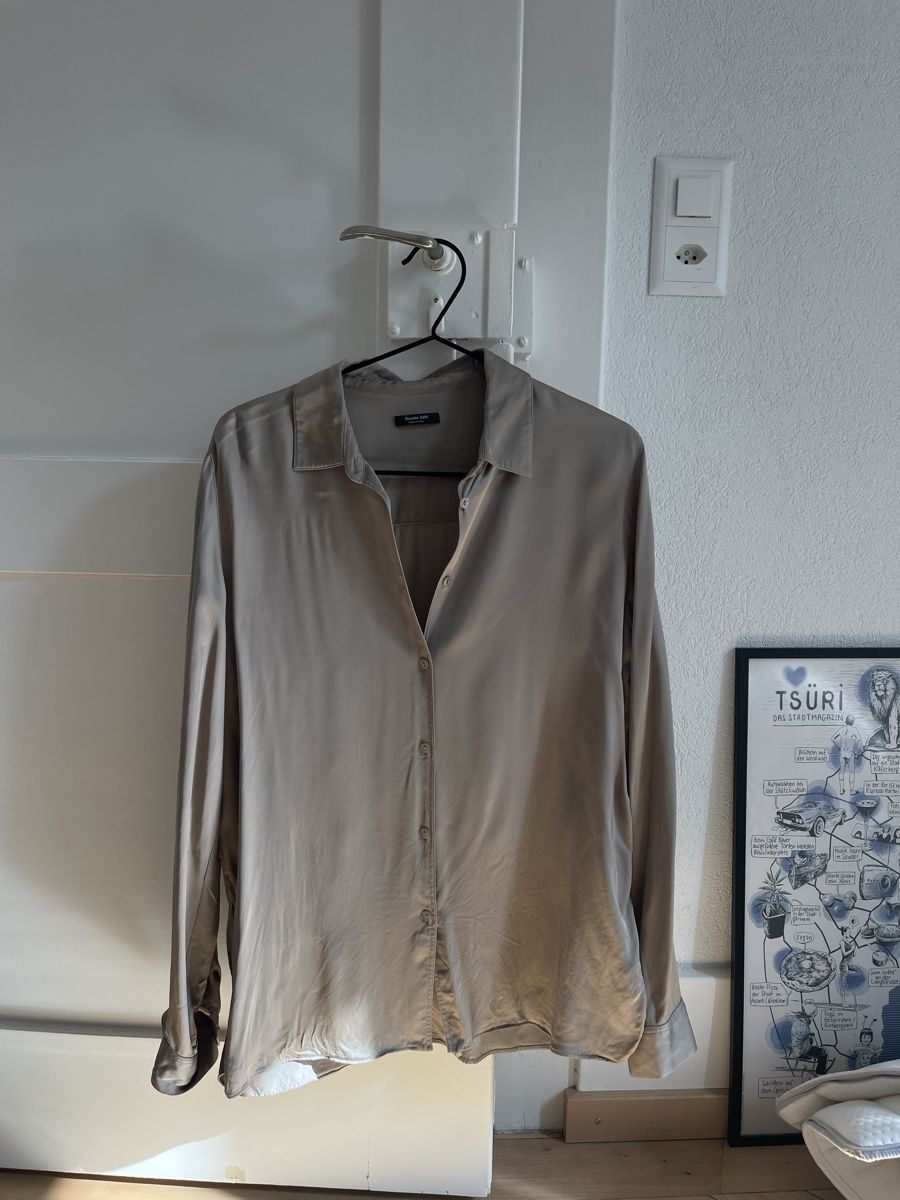 Massimo Dutti Camicette: Massimo Dutti 100% Viskosebluse Beige/Champagne M – Nuovo (secondo la descrizione) da Zürich venduto da flo_8x2x 2