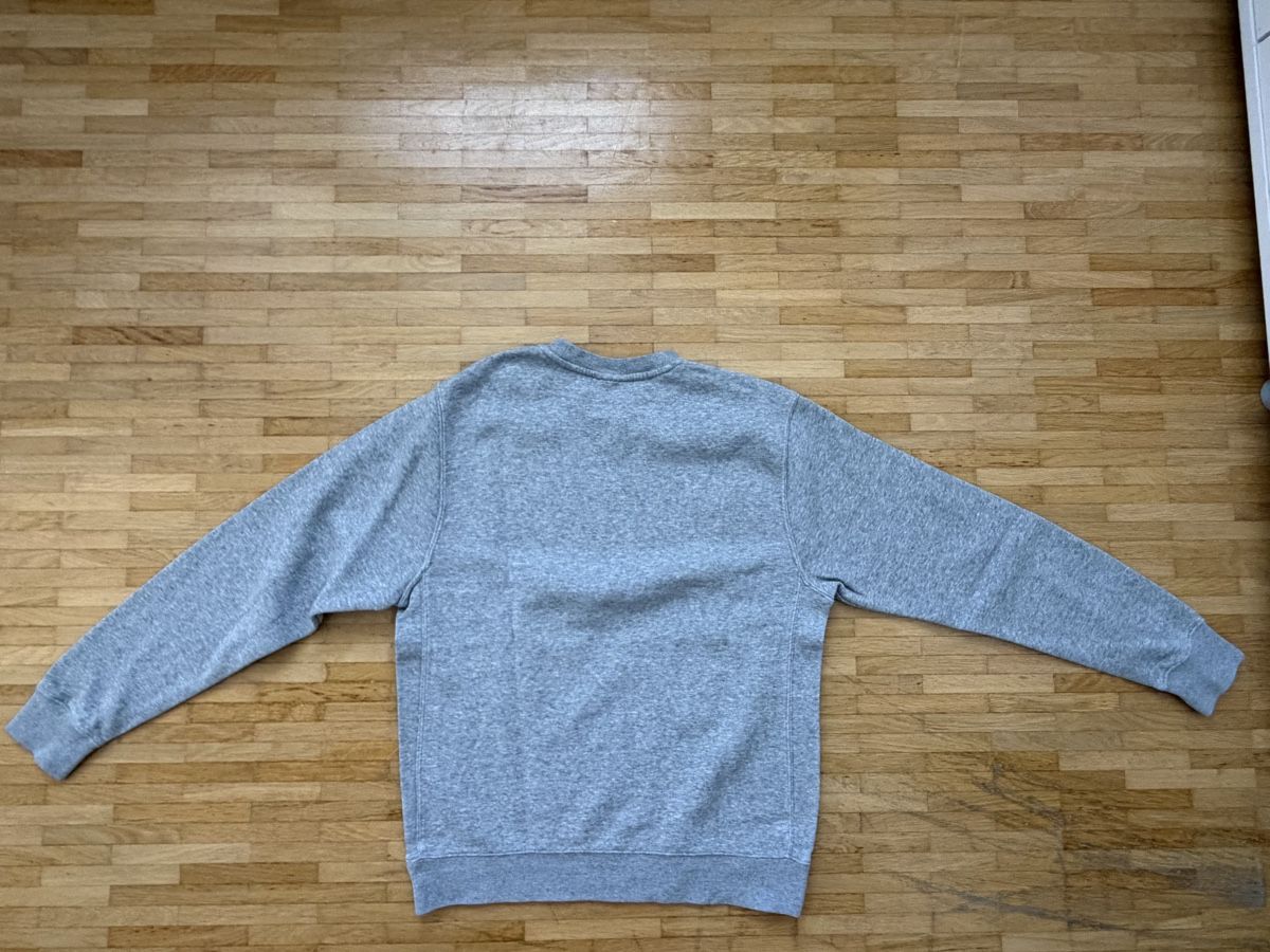 Nike Maglioni & Felpe: Nike Pullover grau Grösse M TOP ZUSTAND!!! – Usato da Ibach venduto da Kindheit_SZ 1