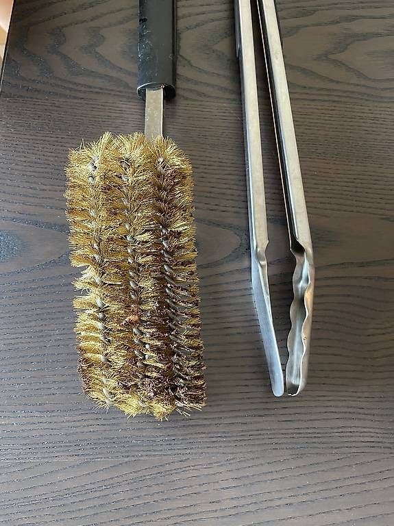 Accessori per grill: Grillzange und Bürste – Usato da Tobel venduto da rob_95 1
