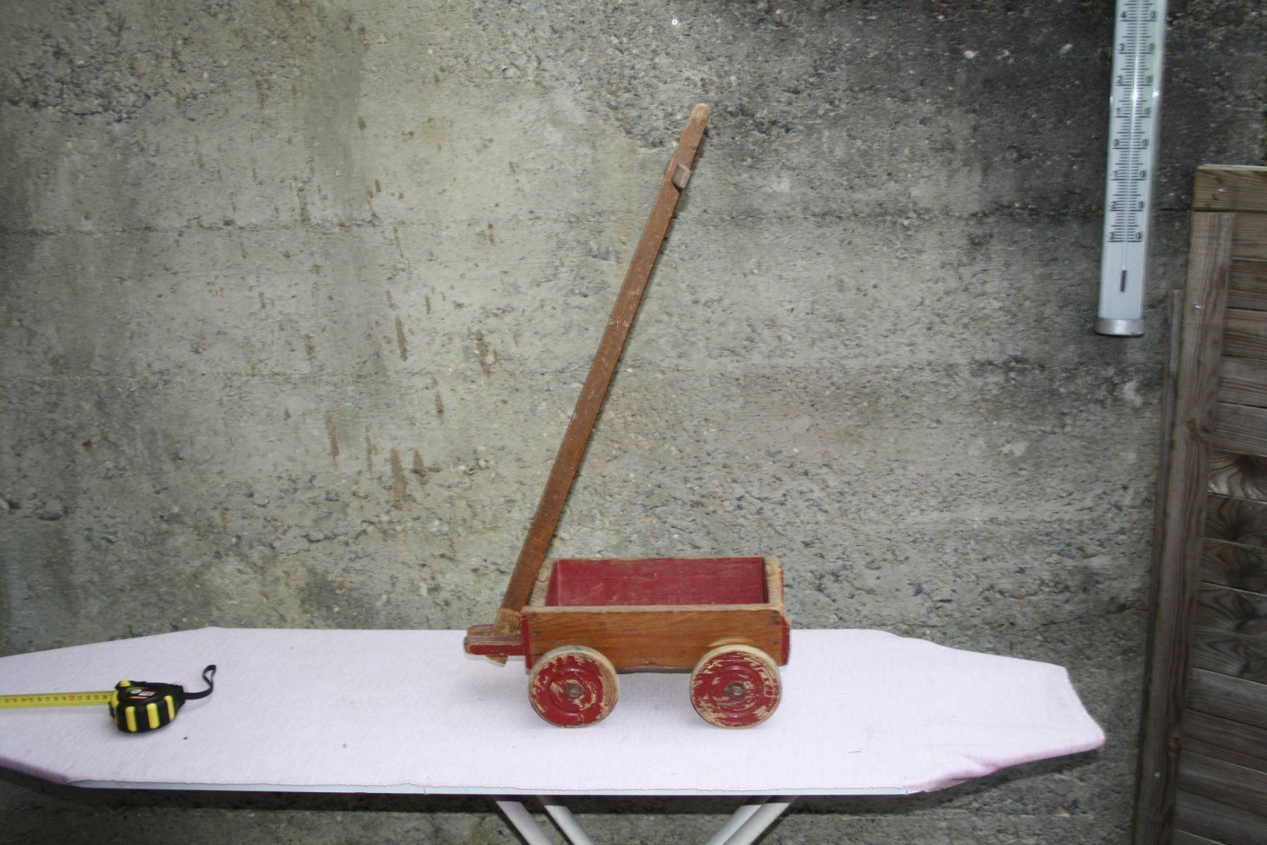 Fahrzeuge für Kinder: VINTAGE HOLZ BOLLERWAGEN – Gebraucht aus Wauwil von Pneuedy 1