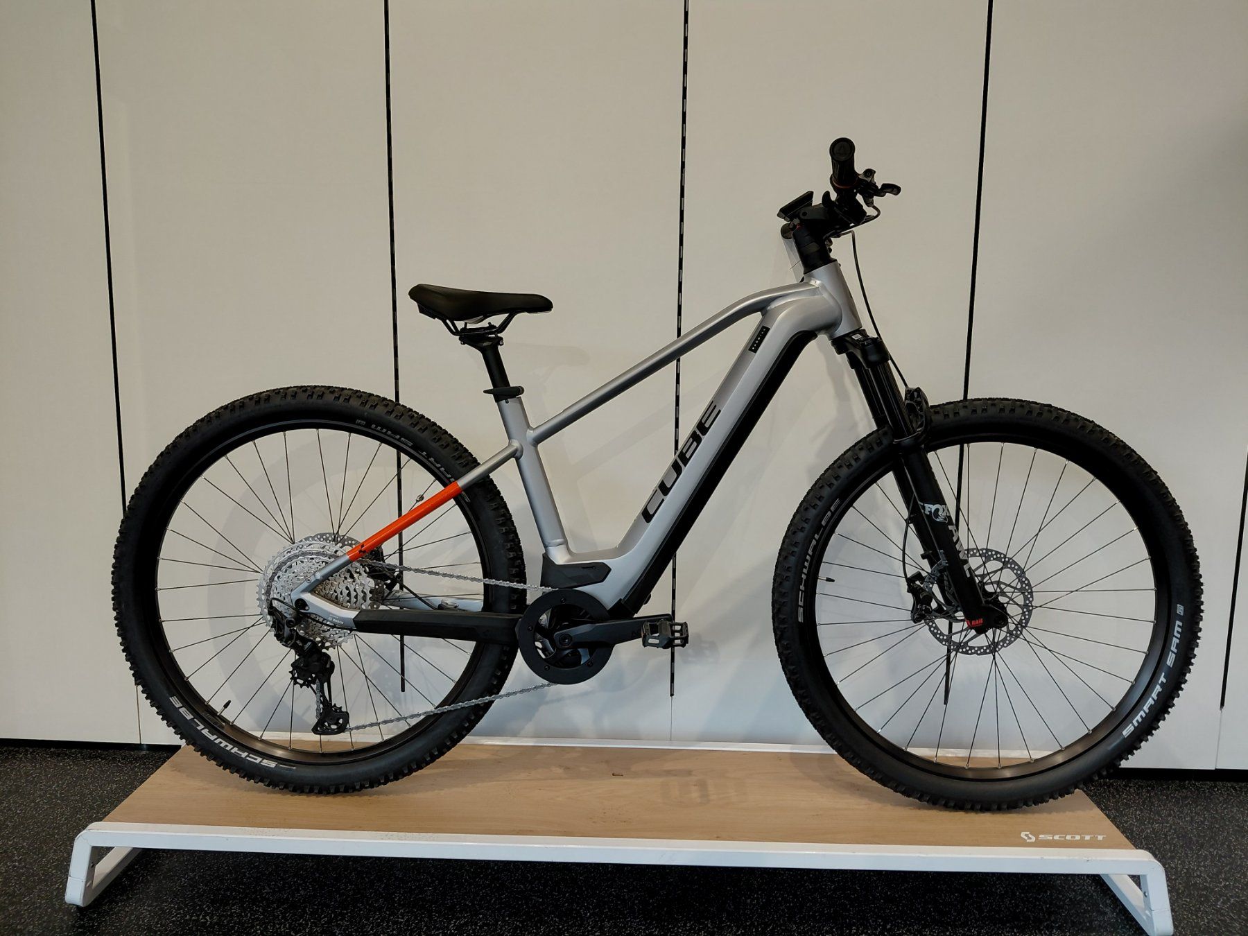 Cube Vélos: Cube Reaction Hybrid SL 750 2022 – Neuf avec emballage d'origine à Klosters par mie_9vjk