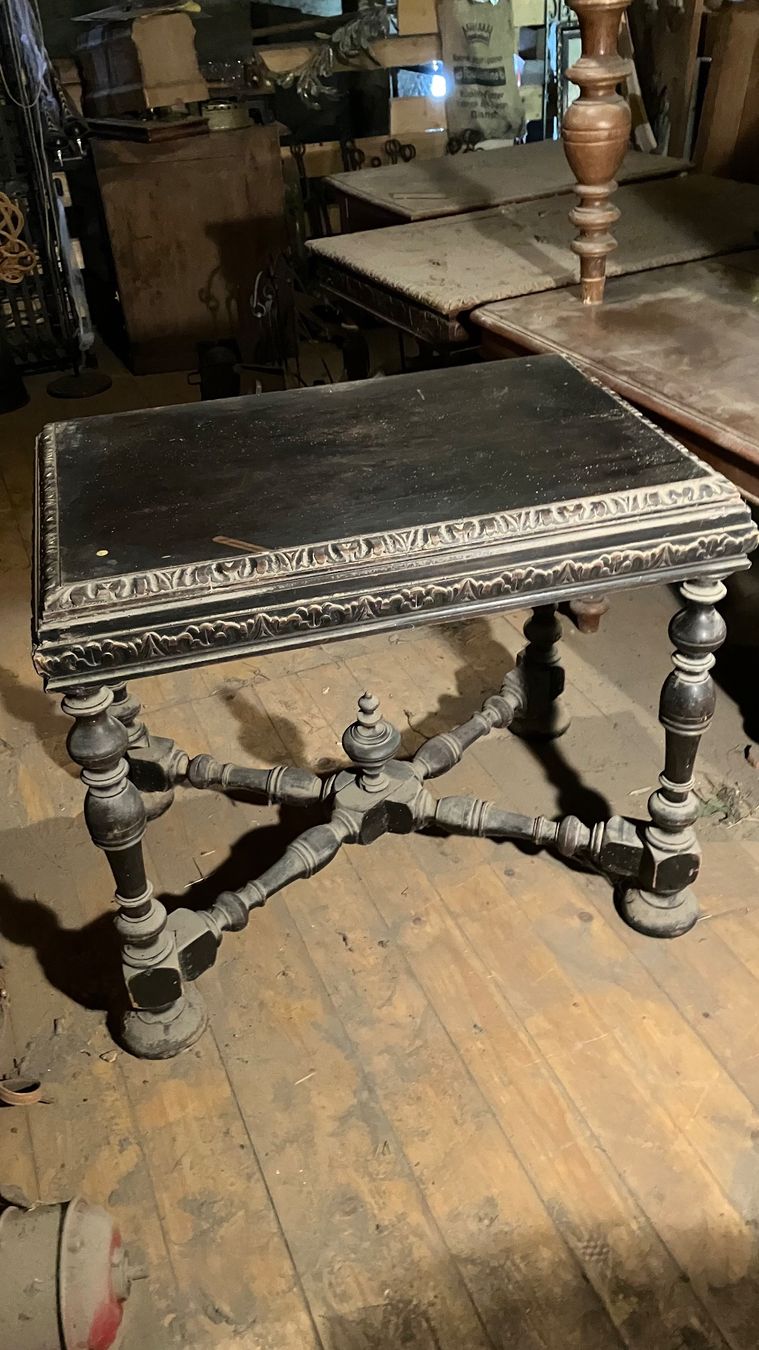 Tavoli: table ancienne style LS XIII antik style – Usato da St-Cierges venduto da LeRegain 3