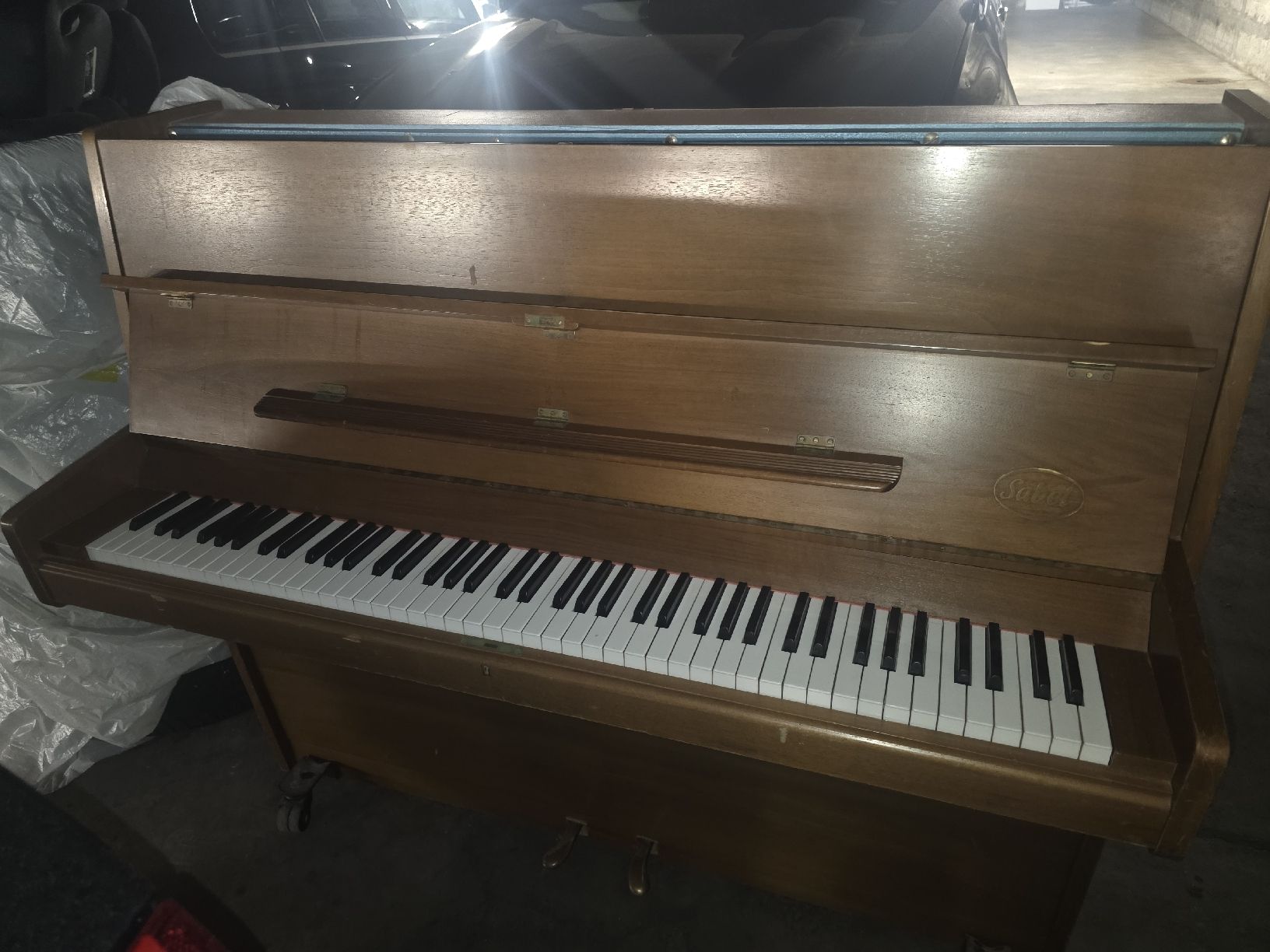 Instruments de musique: Klavier Piano Sabel – D'occasion à Zuchwil par SaschaEpprecht03