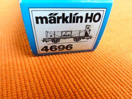 Märklin 4696 Güterwagen mit Bremserhaus