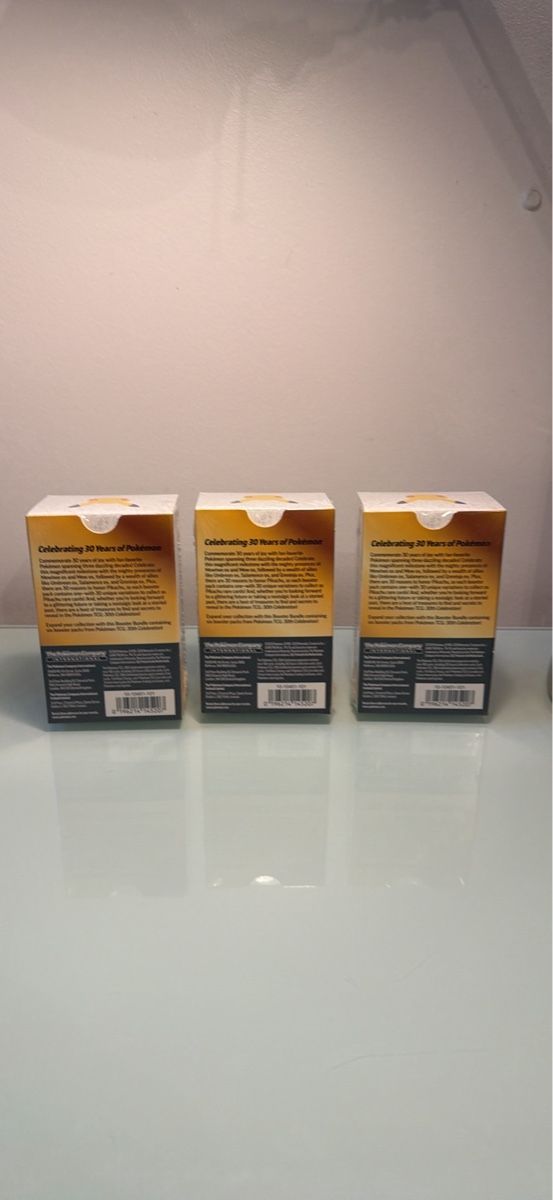 Pokémon Sammelbilder & Trading cards: 3x Pokémon 30th Celebration Booster Bundle – Neu und originalverpackt aus Chêne-Bourg von alz_89qk 2