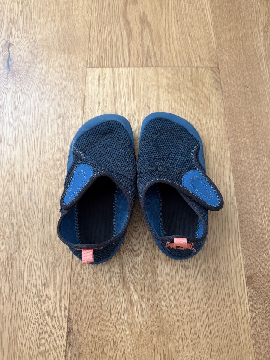 Decathlon Chaussures garçon: Decathlon - Kinder Hausschuhe, Gr. 28 – D'occasion à Interlaken par fbnscl 3
