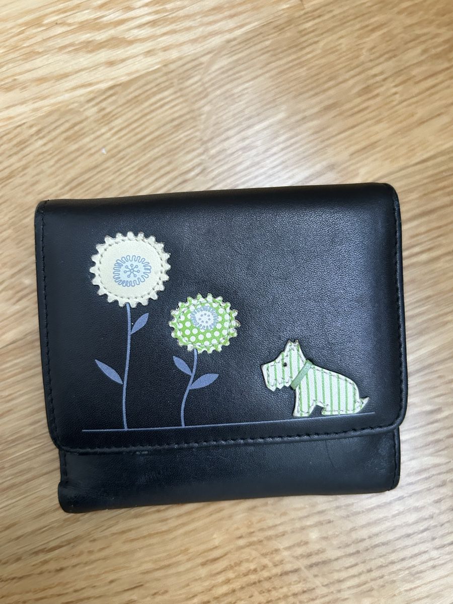 Radley Portamonete: Portafogli in pelle nera Radley – Usato da Basel venduto da mel_5fzy 1