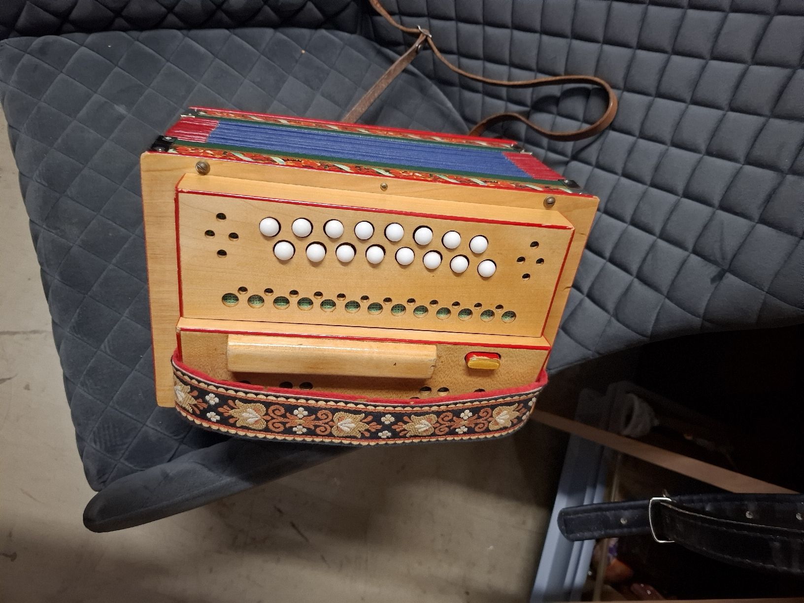 Instruments de musique: iten orgeli – D'occasion à Villeneuve par BibiVintage 3