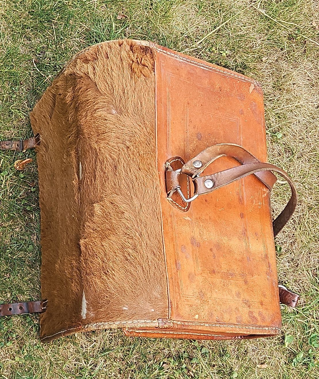Sacs à dos: sgeräumiger Schulrucksack, antik. Kuhfell, Lederll. – D'occasion à Seon par viola73sunny