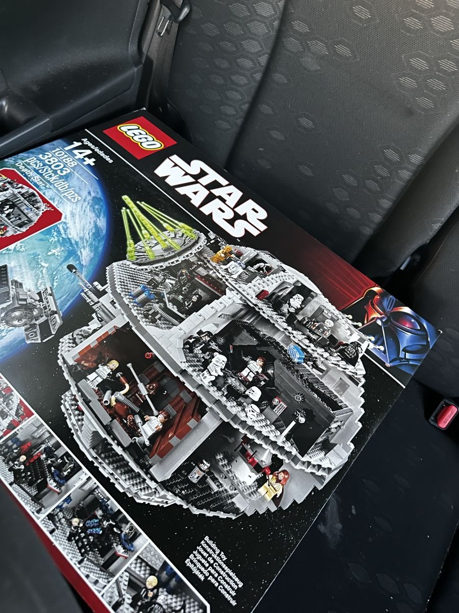 Lego Kit di costruzioni: Étoile de la mort lego star wars – Usato da Pomy venduto da Asw.luxury