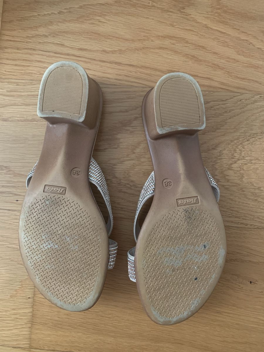 Scarpe da donna: Schuhe von Bata, Gr. 38 – Usato da Niederhasli venduto da Mfallegger 2