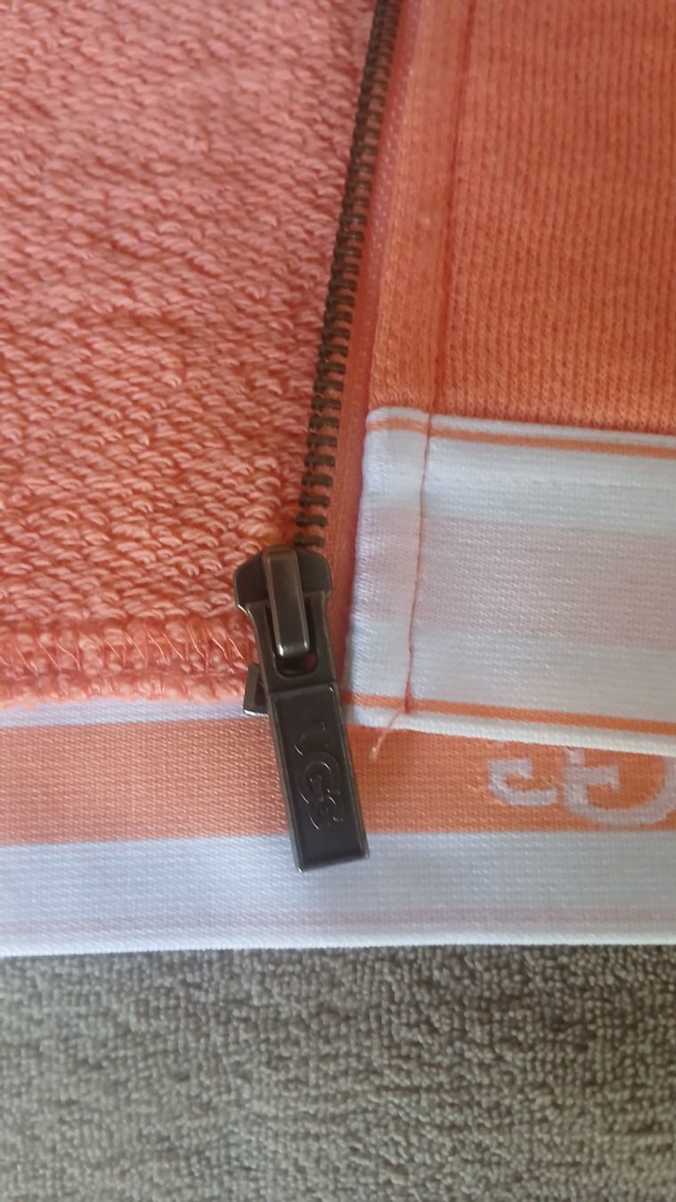 Ugg Giacche: NEW UGG DAMEN ZIPPER GRÖSSE M – Nuovo (secondo la descrizione) da Villa Luganese venduto da luxlady 9