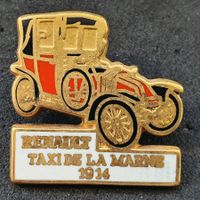 V687 - Pin Auto Oldtimer Renault Taxi de la Marne 1914