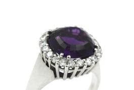 Amethyst Ring mit Brillant Entourage 14K Weissgold *S1404