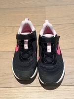 Chaussures sport Nike enfant EUR 33 bon état