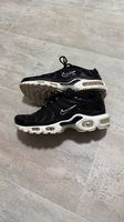 Nike Air Max Plus (TN) GS Schwarz/Weiß  Gr. 37.5 (wie neu!)