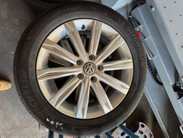 VW Touran Originale Sommer Kompletträder