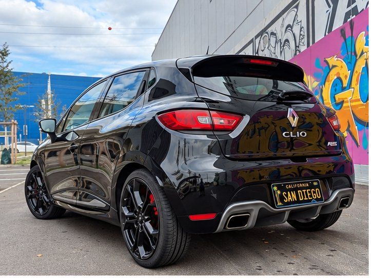 Renault Automobili: Renault Clio R.S. 200 EDC | 200 PS | – Usato da Wiesendangen venduto da Asdisozial 1