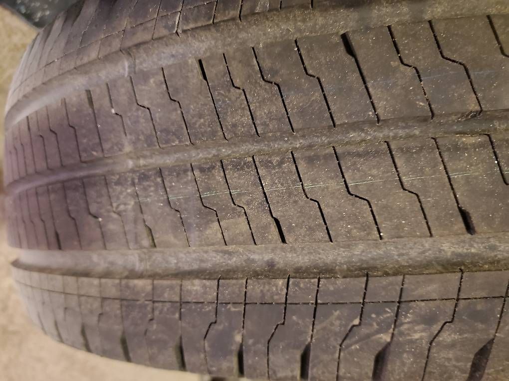 Pneumatici & Ruote complete: Pneus Continental VanContact  – Usato da La Sagne NE venduto da Crebou 1