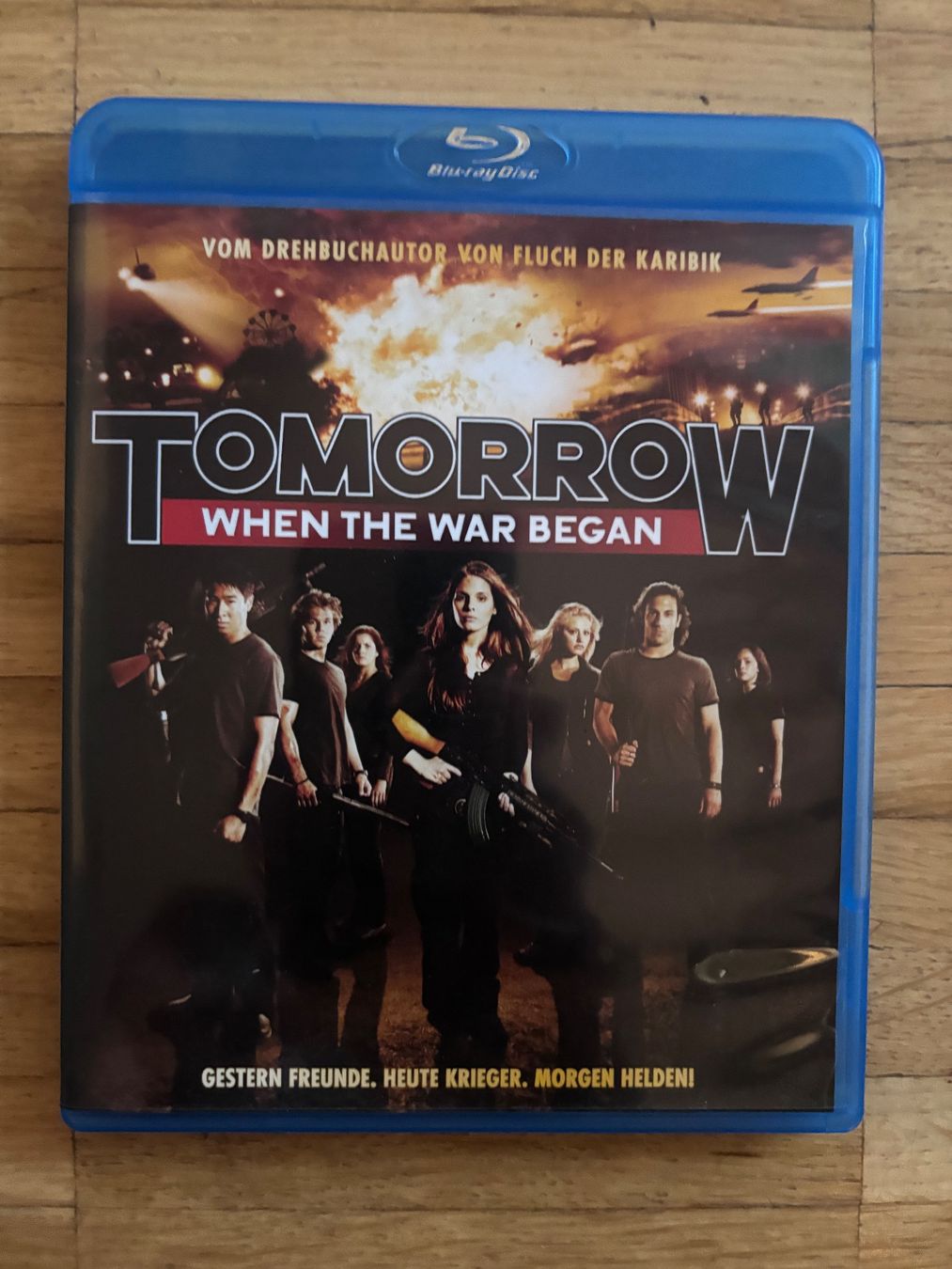 Tutti i DVDs: TOMORROW WHEN THE WAR BEGAN (BLU-RAY) – Usato da Basel venduto da san_2qlq
