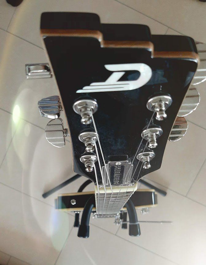 Düsenberg Strumenti musicali: Duesenberg Starplayer Special, Top Zustand, Schwarz! – Nuovo (secondo la descrizione) da Frieswil venduto da ricadan 3