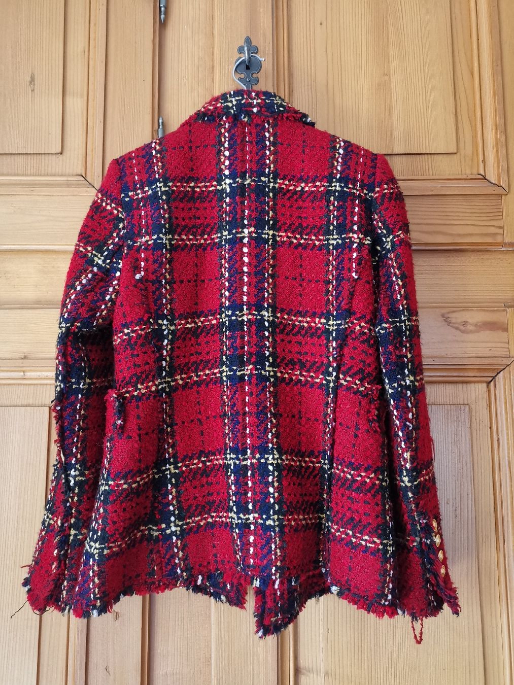 Zara Giacche: Zara Karo Boucle Blazer  – Usato da Uerikon venduto da pink_flamingo 1