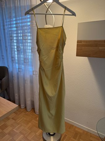 Kleid gelb Grösse XS neuwertig