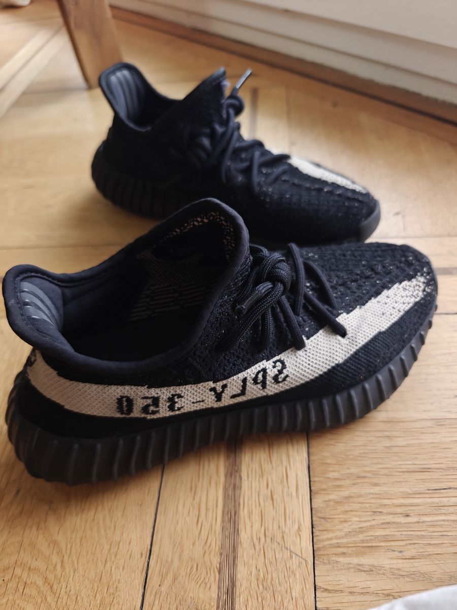 Adidas Herrenschuhe: Adidas Yeezy Boost 350 V2 Core Black Size 38 – Gebraucht aus Genève von WaterPro 4