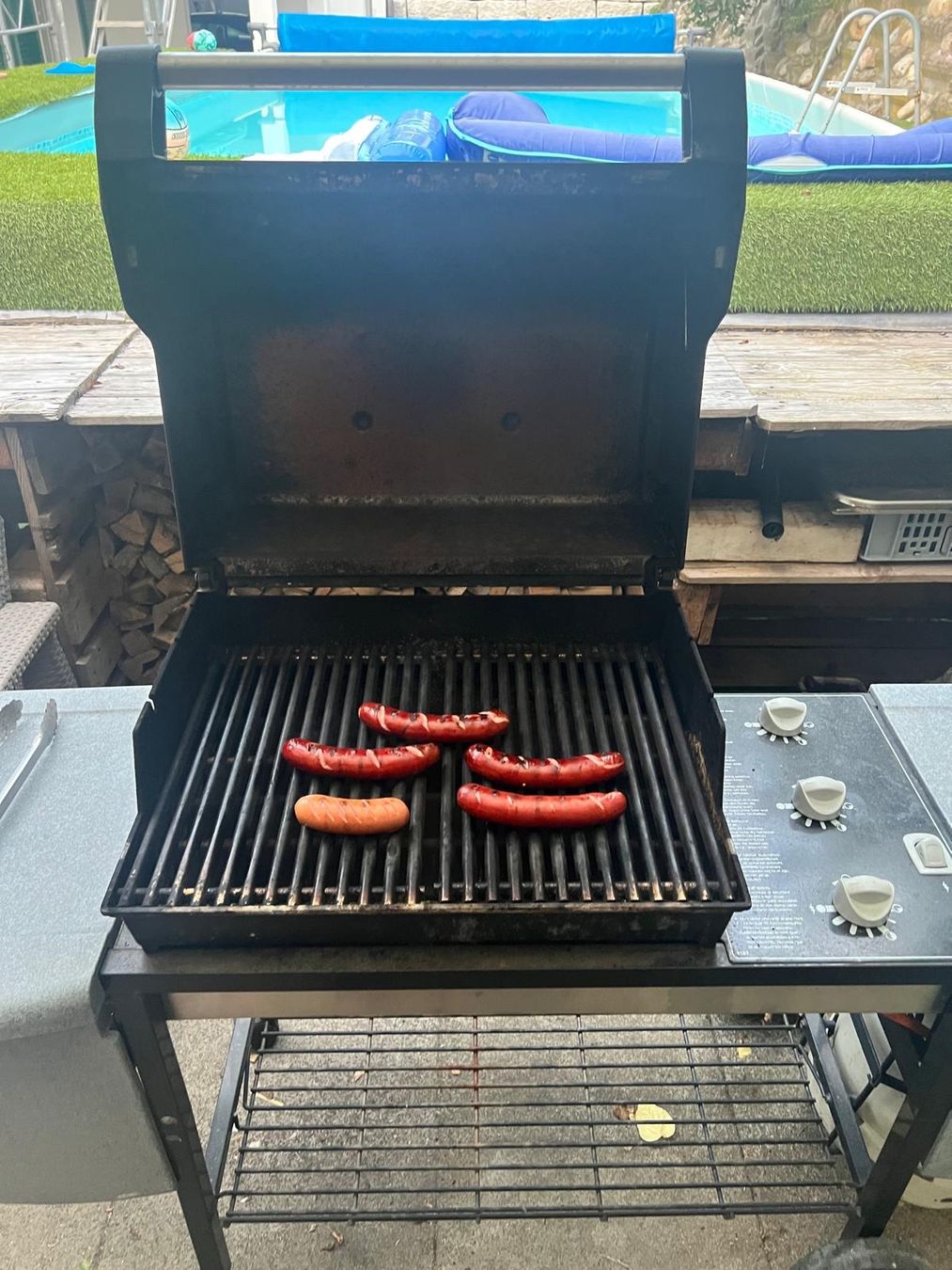 Weber Grills: Gril Weber Genesis Gold – Gebraucht aus Beinwil am See von rad_ycf7 5