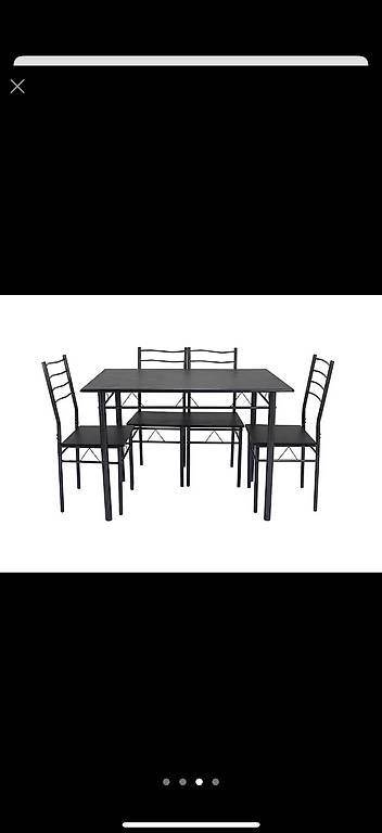 Set de table et chaises: Esstisch mit 4 stühlen  – D'occasion à Biel/Bienne par tan_h8l9