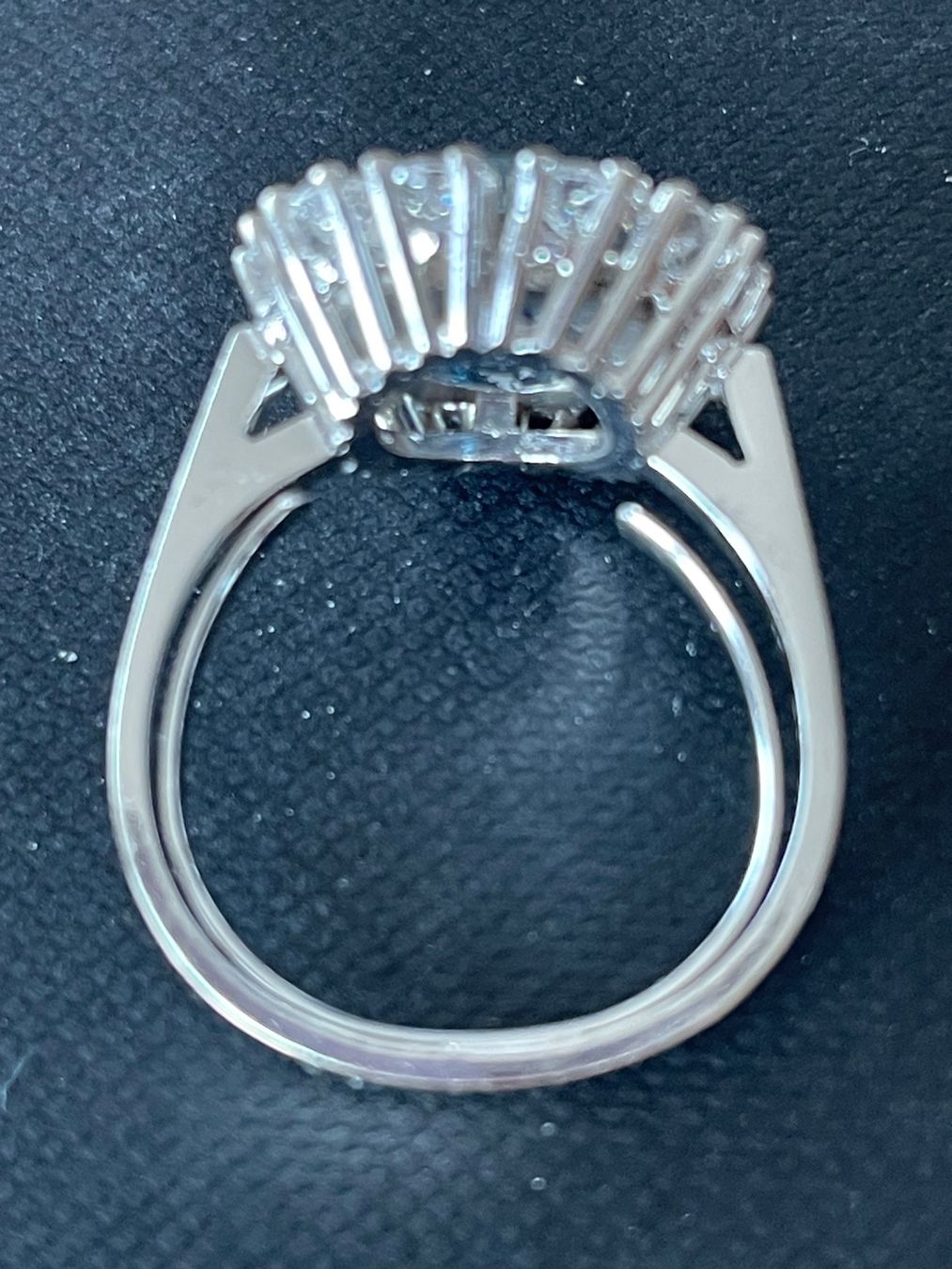 Anelli: Saphir-Brillant-Ring - Traumhafter 18 k-WG-Ring! – Usato da Fidaz venduto da KunstsammlerGR60 1