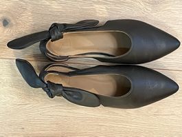 Flatterd Slingback Pumps Gr. 38