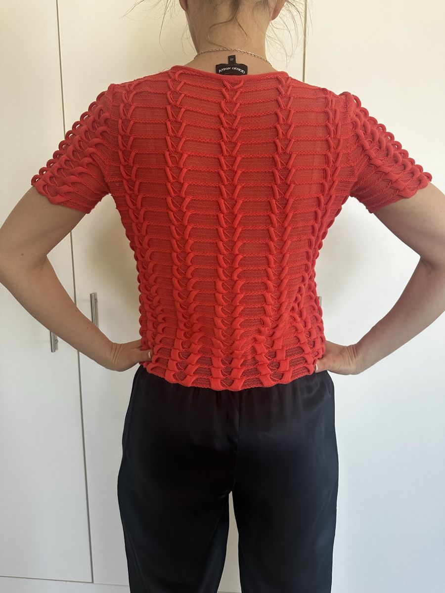 Armani Top: Giorgio Armani Top – Usato da Bäch SZ venduto da ruslena29 7
