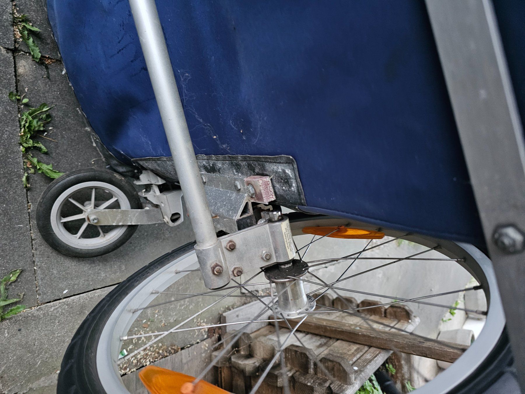 Thule Rimorchi: Fahrradanhänger-Kupplung – Usato da Seuzach venduto da hwulf 8