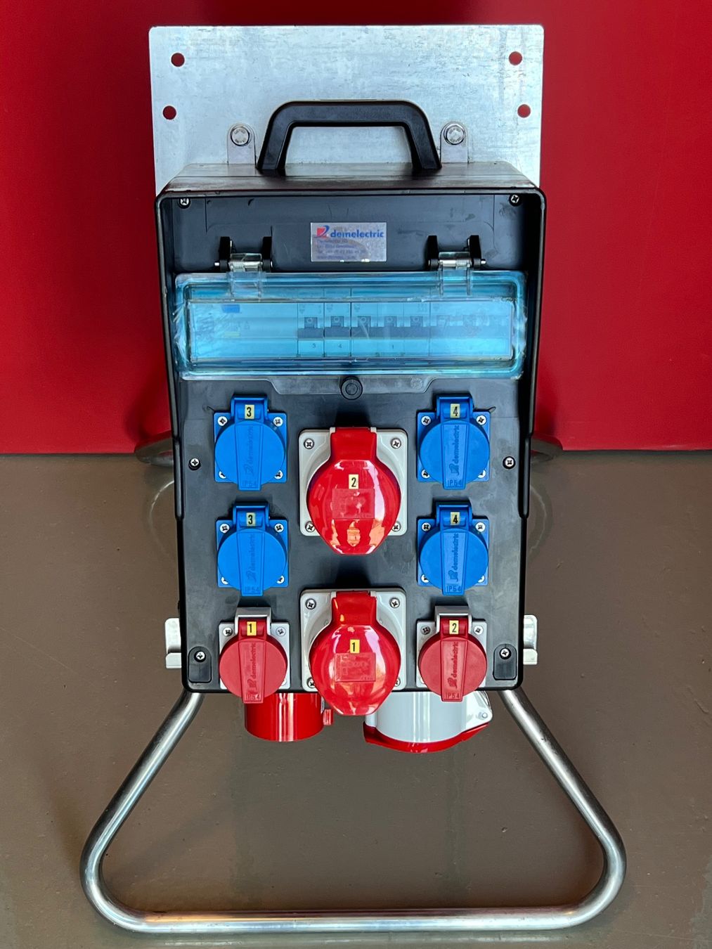 Elettrotecnica: Stromverteiler DEMELECTRIC – Nuovo (secondo la descrizione) da Hünenberg venduto da Abtech