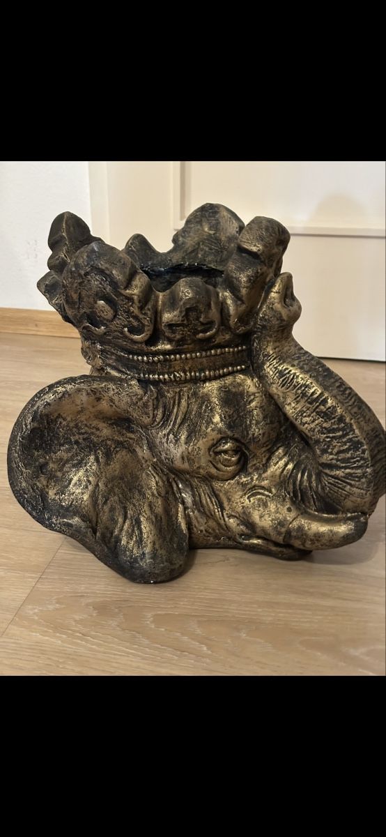 Vasi per fiori: Robuste Blumentopf mit Elefant 🐘 Optik – Nuovo (secondo la descrizione) da Basel venduto da Ivana_4