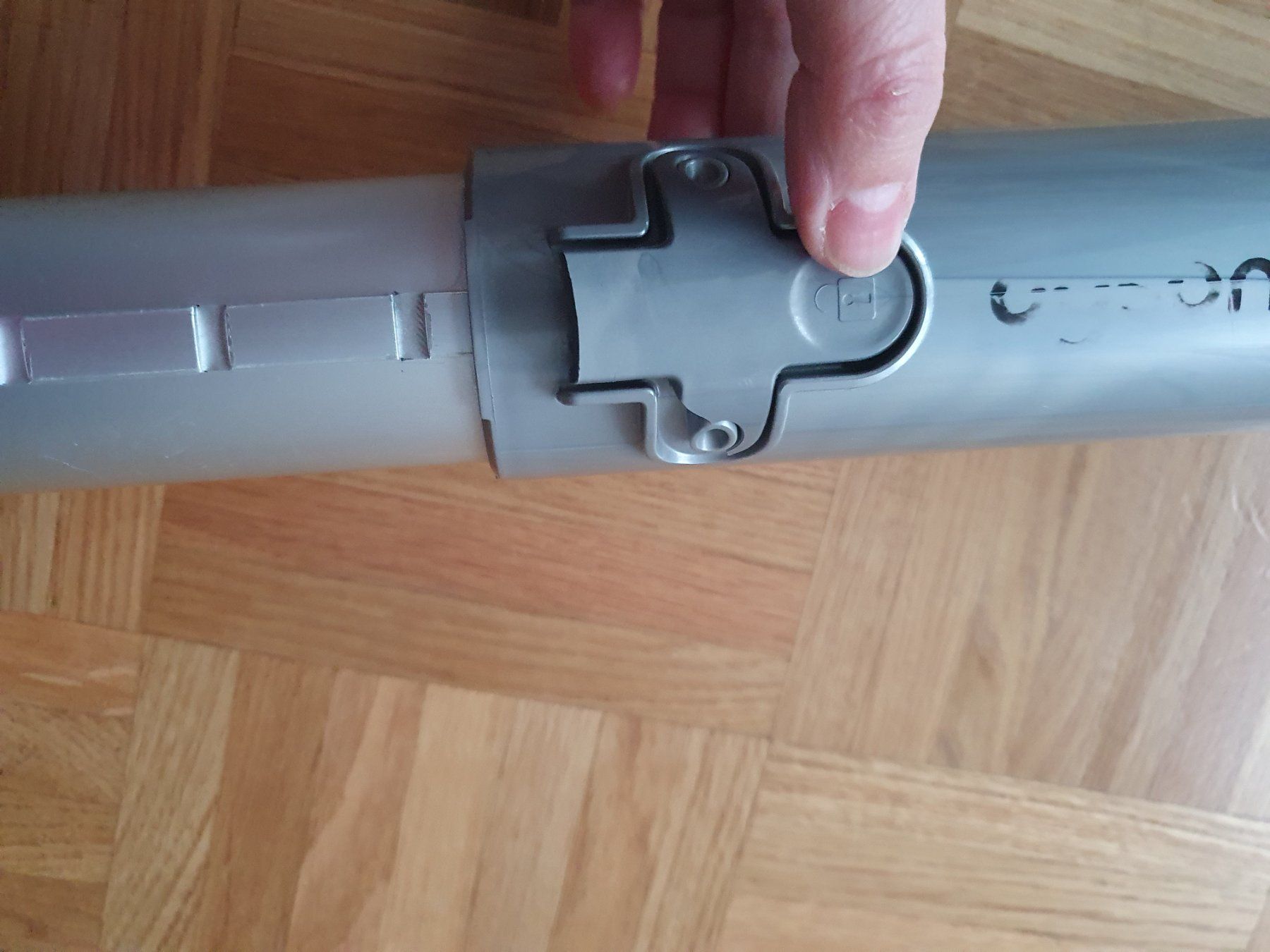 Dyson Aspirapolveri & Accessori: Tube dyson DC08 déffectieux – Difettoso da Prilly venduto da RoDyRe 1