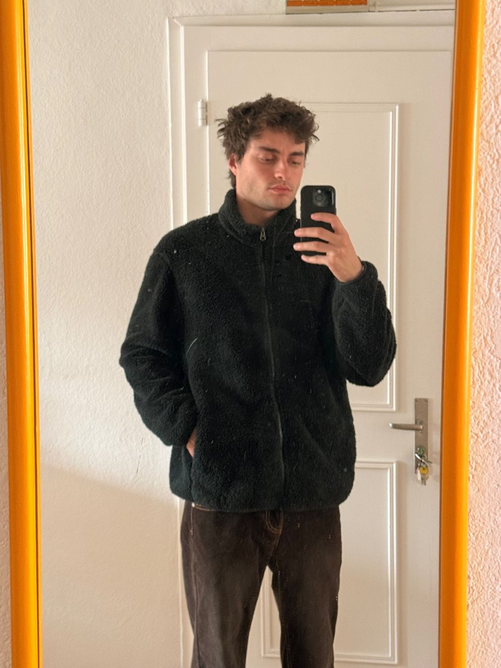 Uniqlo Giacche: Fuzzy Jacke Uniqlo dunkelgrün – Usato da Zürich venduto da Basilou98 1
