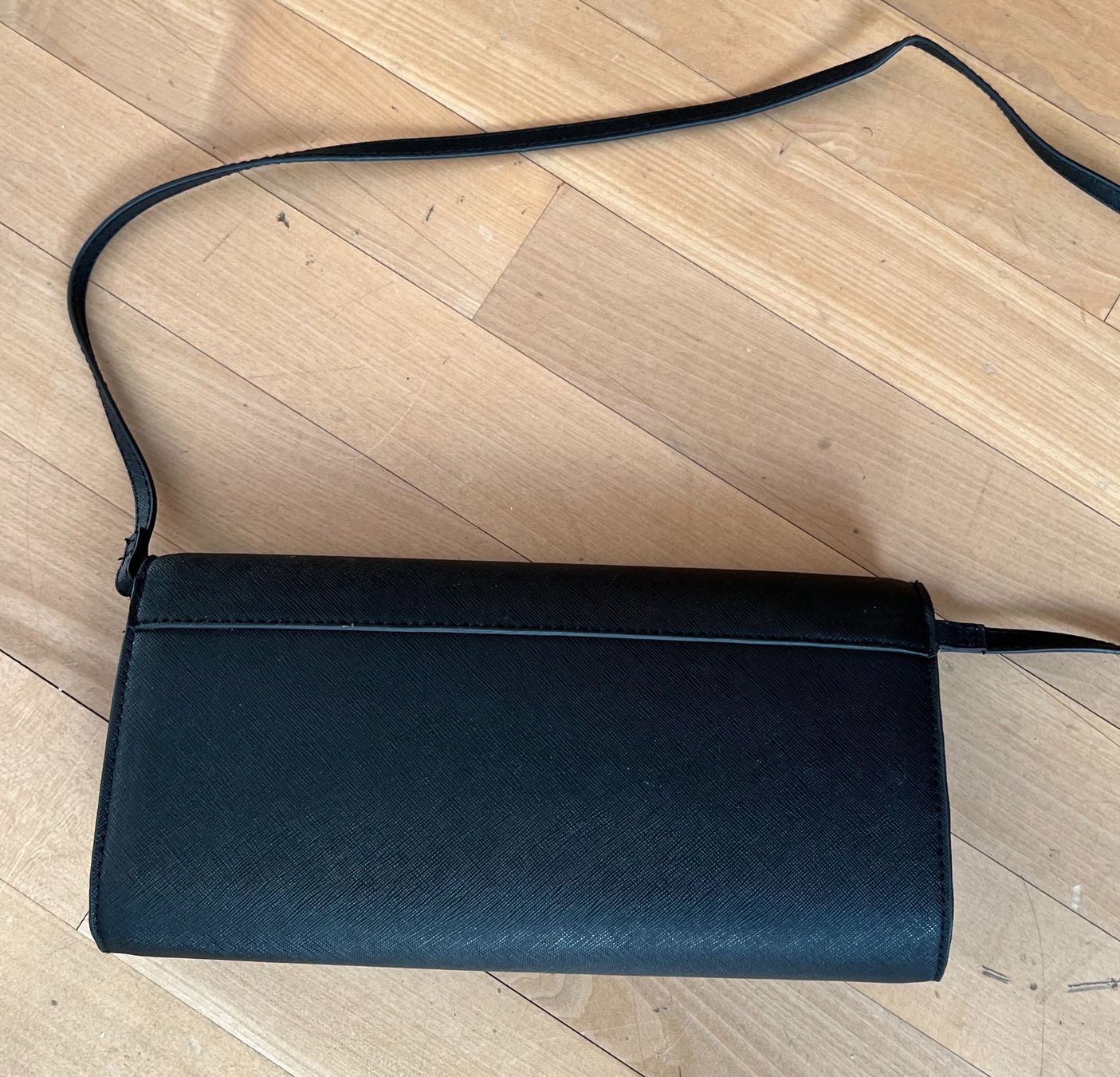 H&M Borse da donna: Tasche Clutch H&M – Usato da Ramlinsburg venduto da Ruebli.X.Beet 1