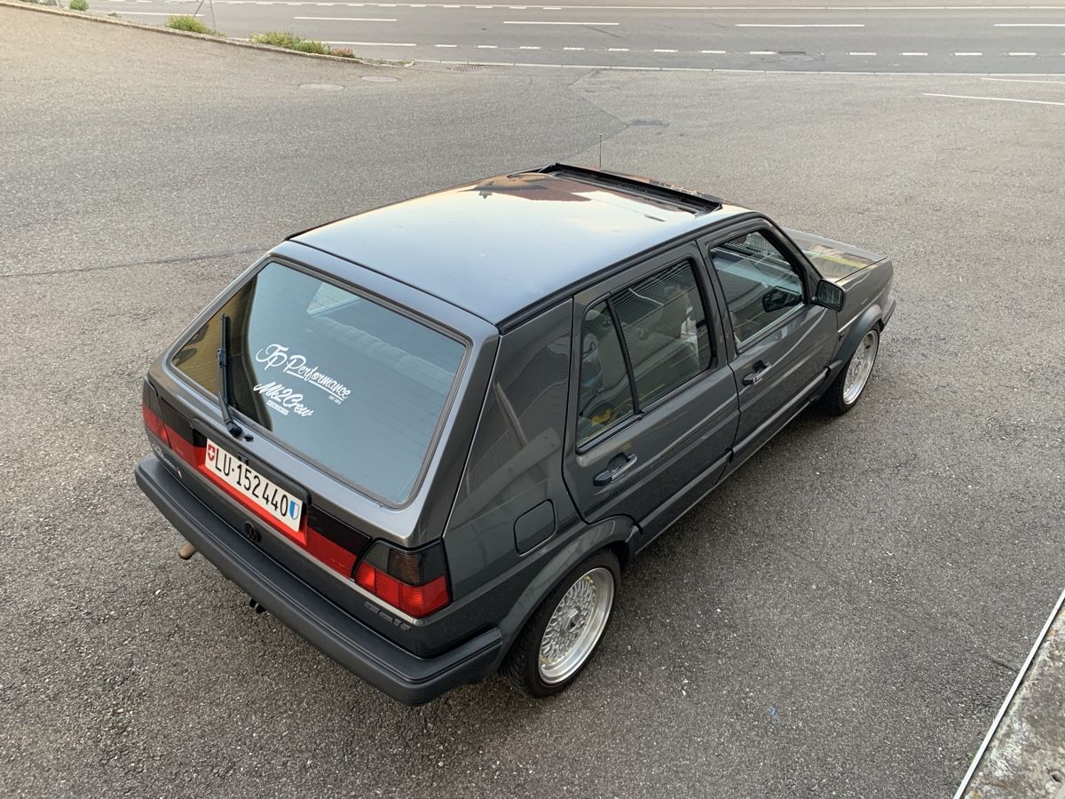 VW Automobili: VW Golf 2 CL 1989 – Usato da Rickenbach LU venduto da Michel164 4