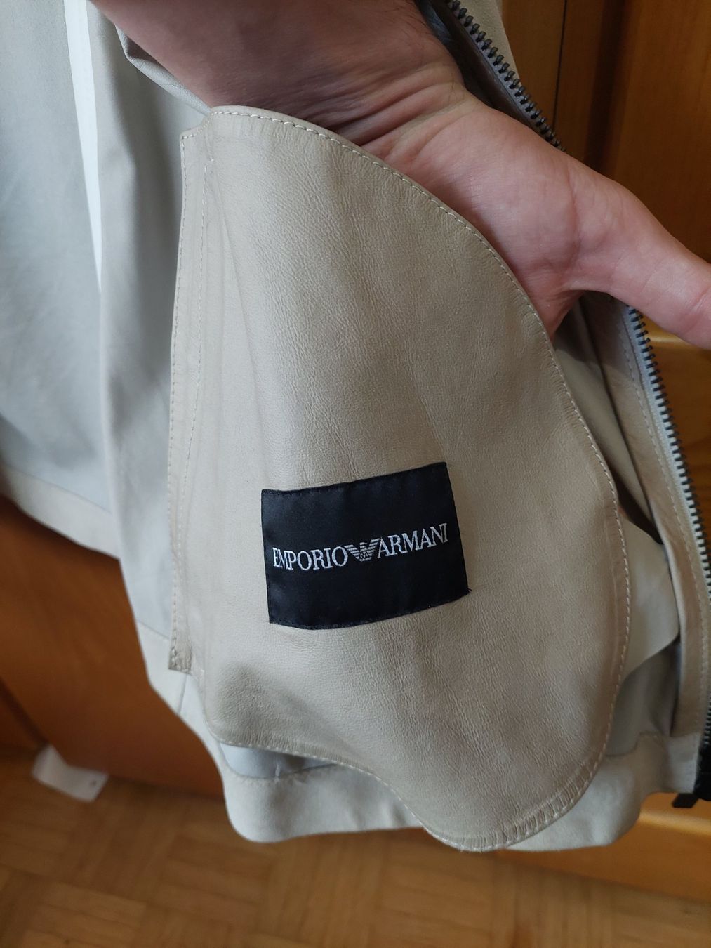 Armani Giacche: Armani Herrenjacke – Nuovo (secondo la descrizione) da Riva San Vitale venduto da Aiur 2